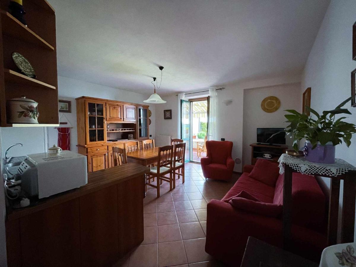 La Gioiosa Apartment With Garden Terrace Civenna Buitenkant foto